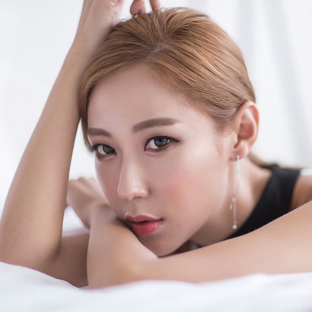 패션과 뷰티 일상등 고퀄리티의 사진과 리뷰로 보여드릴게요♡ 1