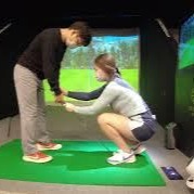 운동 관련 개인레슨을 받은 뒤 영상 촬영하여 강사 / 학원 홍보