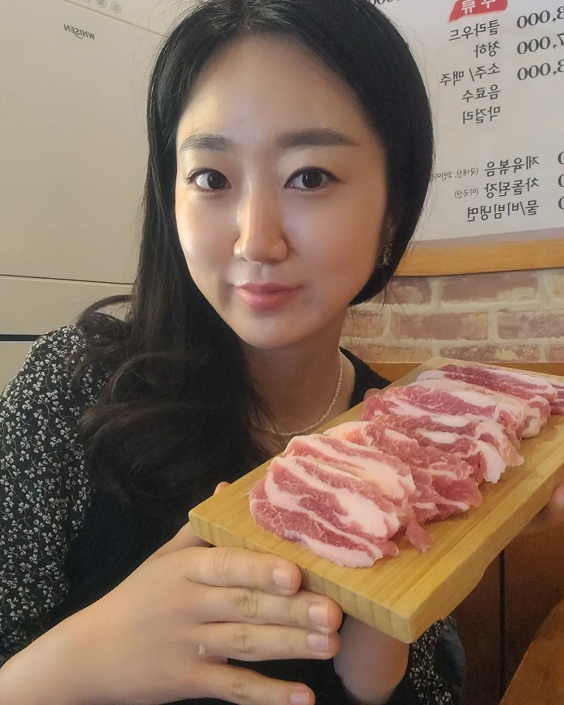 마케팅에 활용가능한 리뷰와 콘텐츠를 제공합니다 4